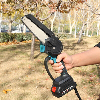 6 Inch Lithium Electric Chainsaw With Pump Oil Lightweight Cordless Mini Chainsaw For Wood Cutting