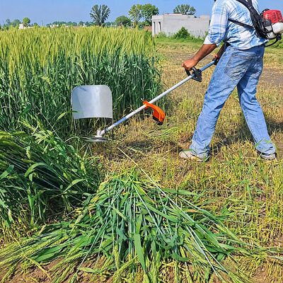 4-in-1 Multifunctional 43CC Gasoline Brush Cutter 1.25 KW Petrol Brush Cutter for Farm Lawn Garden Cultivation and Harvesting